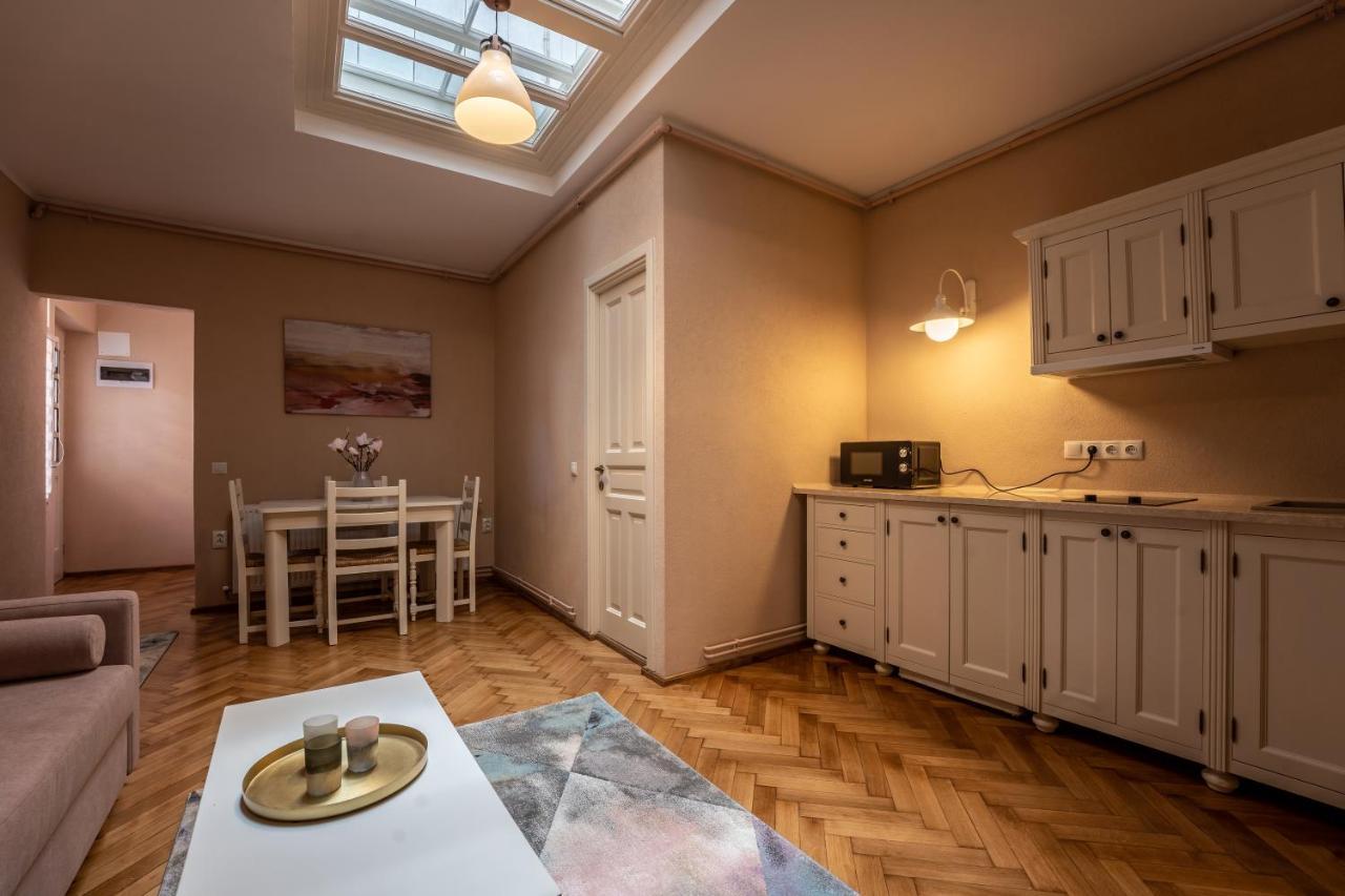 Rendez-Vous Apartment ซิวิโชอารา ภายนอก รูปภาพ