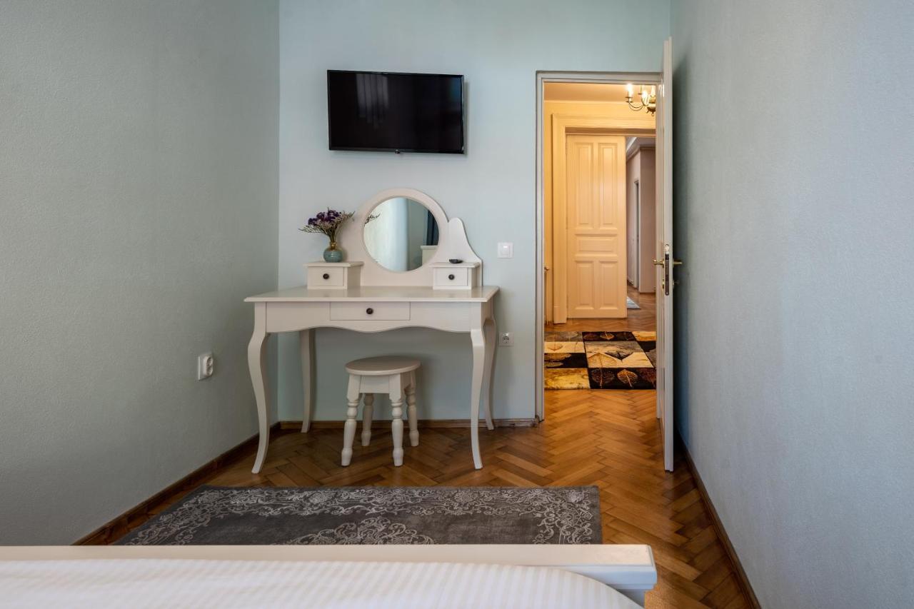 Rendez-Vous Apartment ซิวิโชอารา ภายนอก รูปภาพ